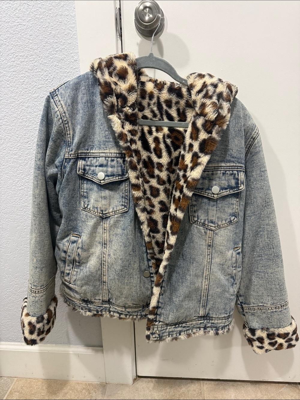 Kids Faux Fur-Lined Denim Jacket with Leopard Print